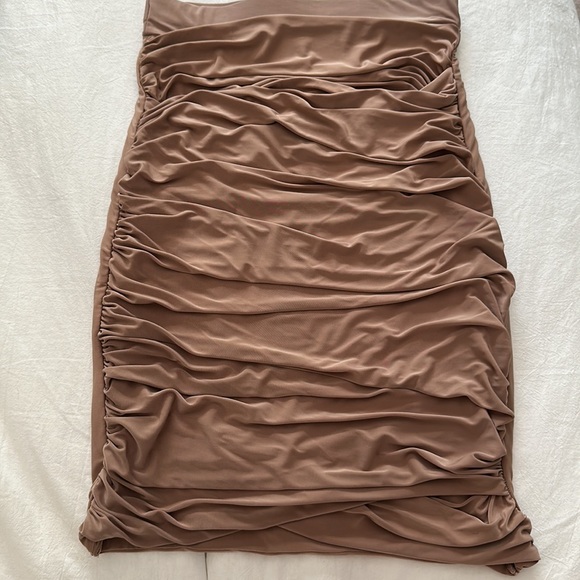 Taupe Ruched Mini Skirt - Size S - Picture 2 of 4